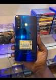 A picture of Huawei honor 20