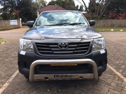 used toyota hilux