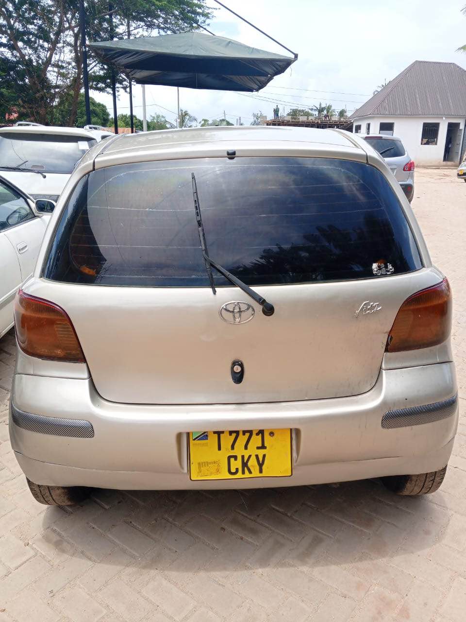A picture of TOYOTA VITZ Price 5 5M engine 2sz Cc1290 Full Ac