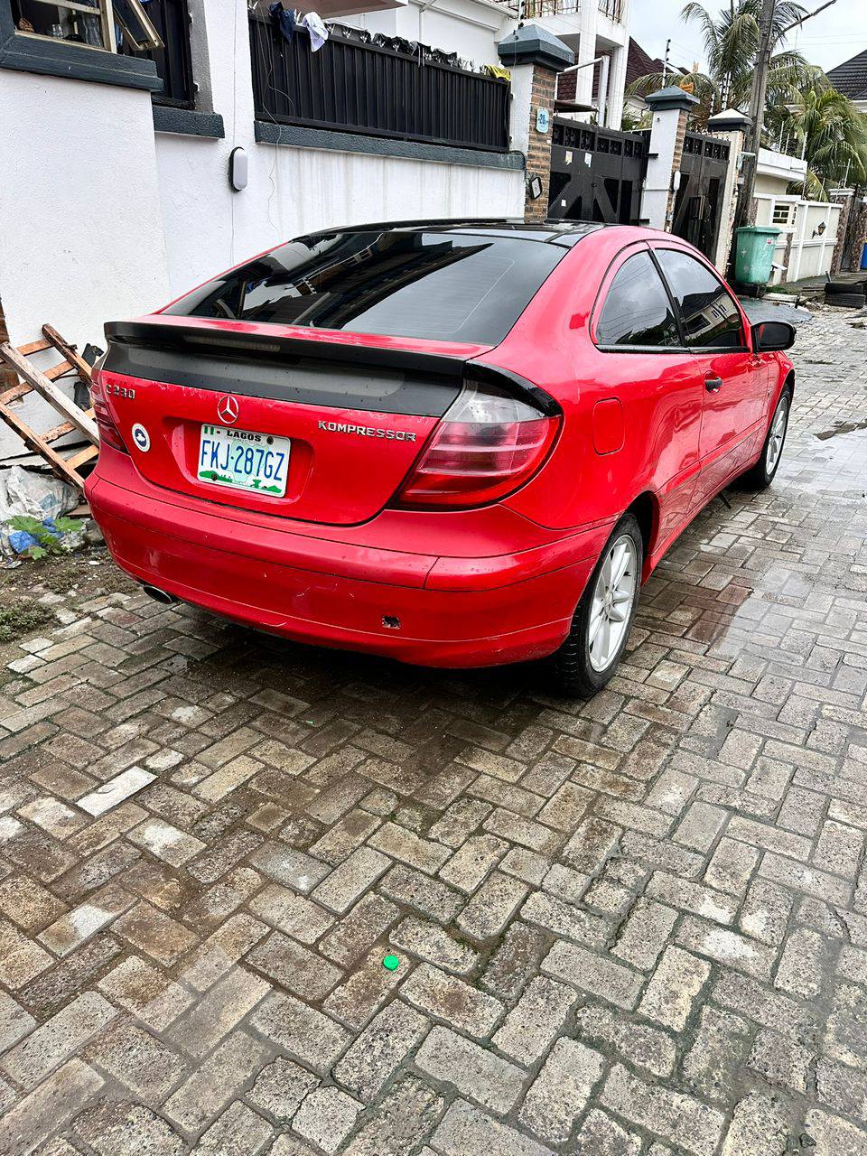 A picture of Owner s relocating sale 2006 pure first body MB c230