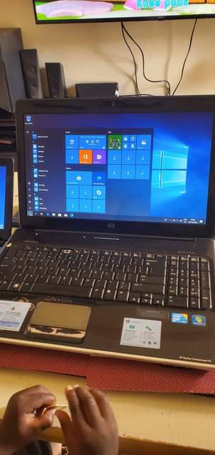 A picture of Hp laptop