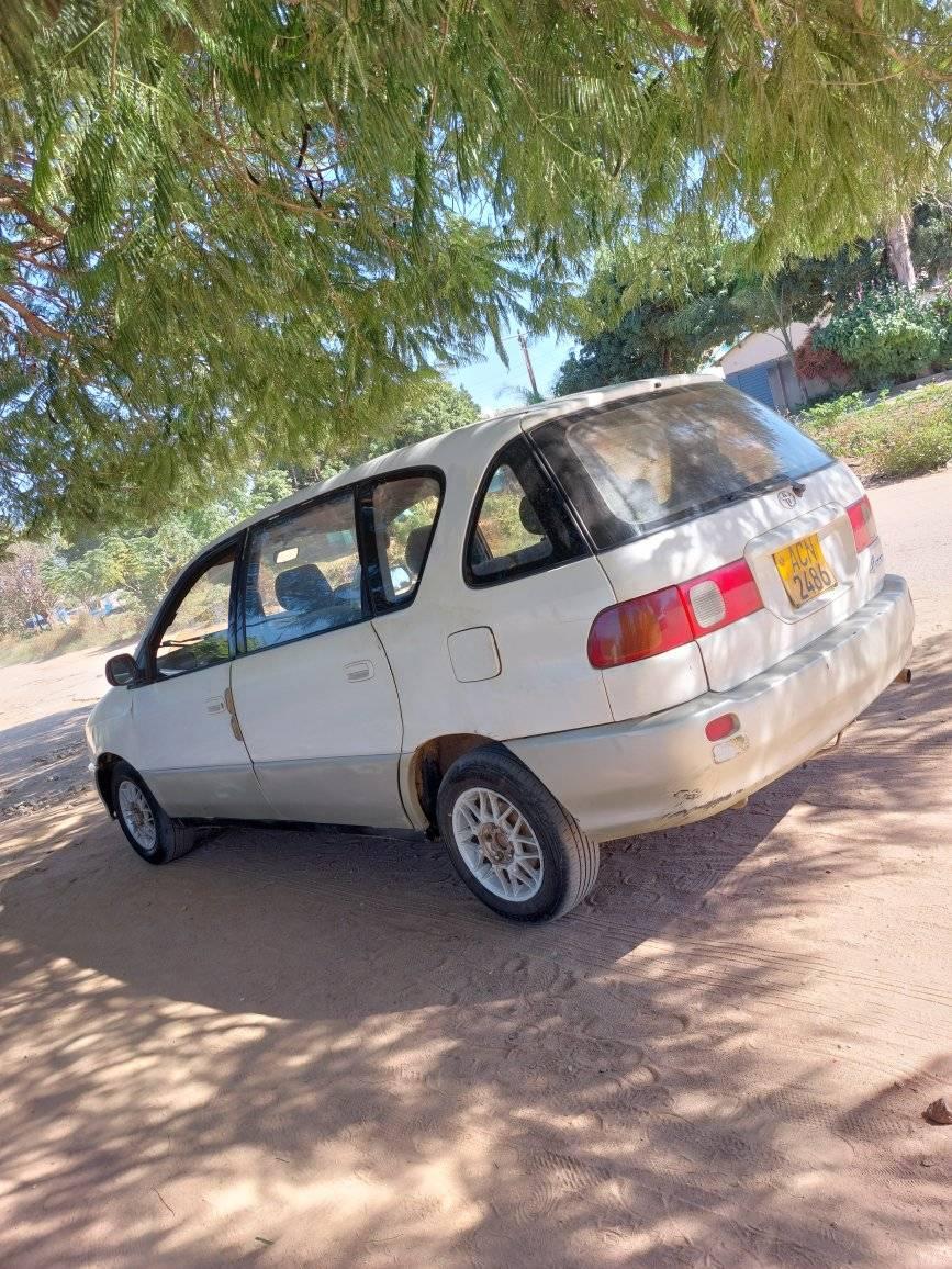 A picture of Car