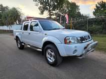 used nissan hardbody