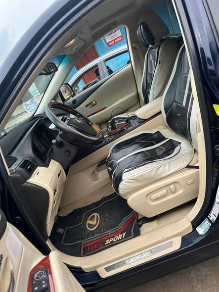 A picture of Lexus Rx350 Year 2010 Price 11 5m