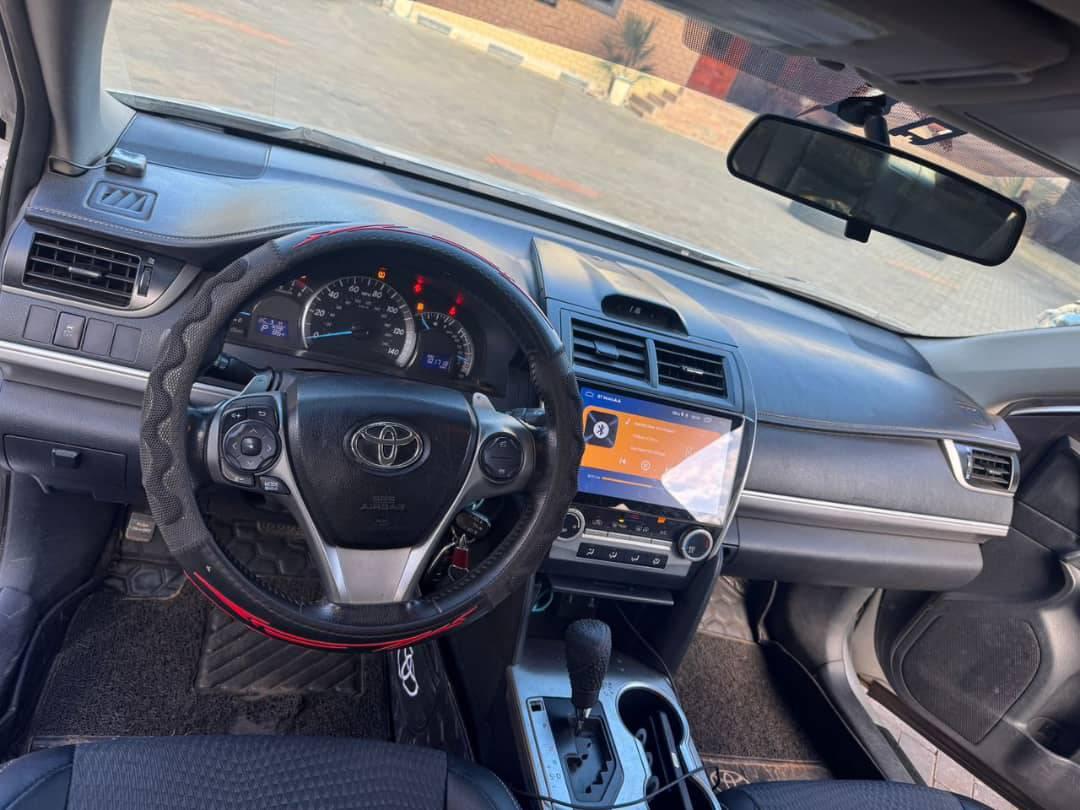 A picture of 013 Toyota Camry