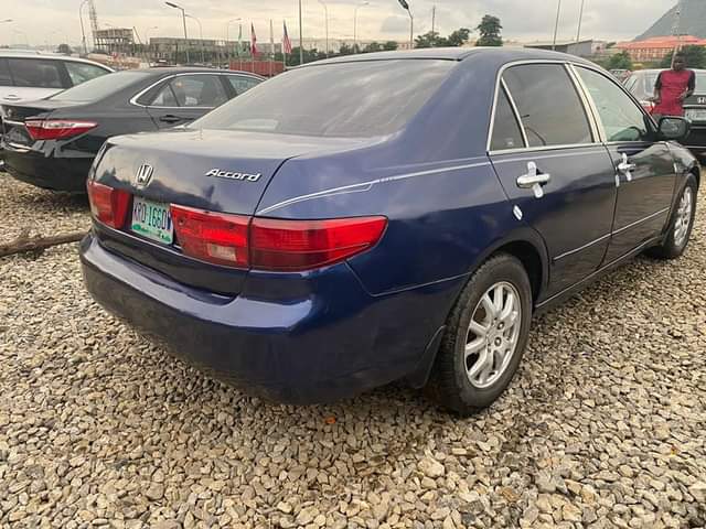 A picture of Honda Accord 2005 4plugs engine untampered gear smooth ac chilling