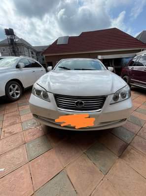 A picture of Lexus 350 RS for sell Location Awka Ac 100 Engine