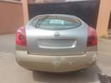 A picture of Nissan Almeria 2005 model first body