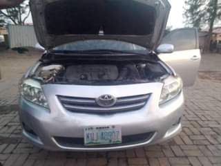 A picture of Distress 2010 Corolla Toyota