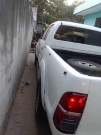 A picture of Toyota hirux pickup d kibin Injin 3L diesel Gia manyu