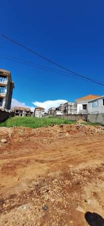 A picture of 50x100 plot for sell in Kira Najjera rd