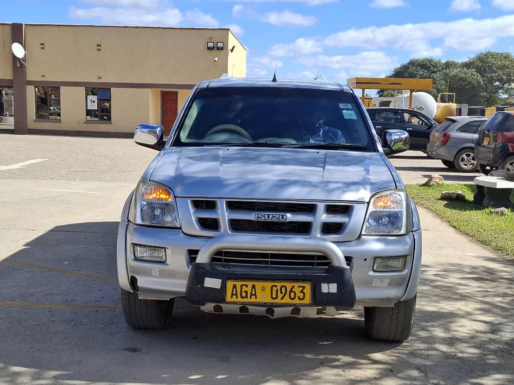 classifieds/cars isuzu