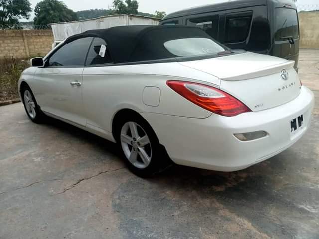 A picture of Super Clean Tokunbo 2008 Toyota Solara Convertible For Sale Seller