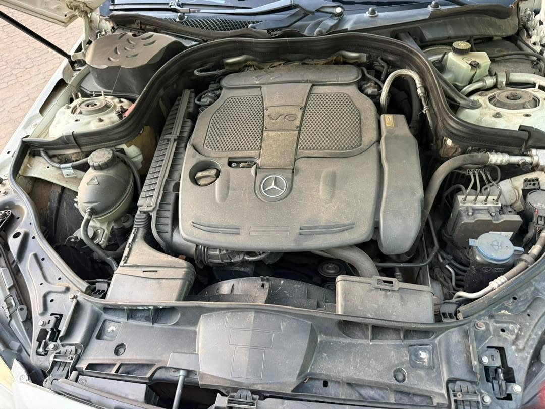 A picture of PRE OWNED 2014 MERCEDES BENZ E350 4MATIC