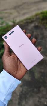 A picture of SONY XPERIA XZ1