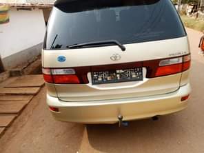A picture of Belgium Toyota previa 05 06 for sale 7 6m location