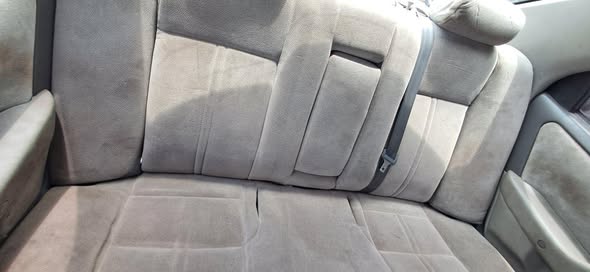 A picture of 2005 Toyoter carmy