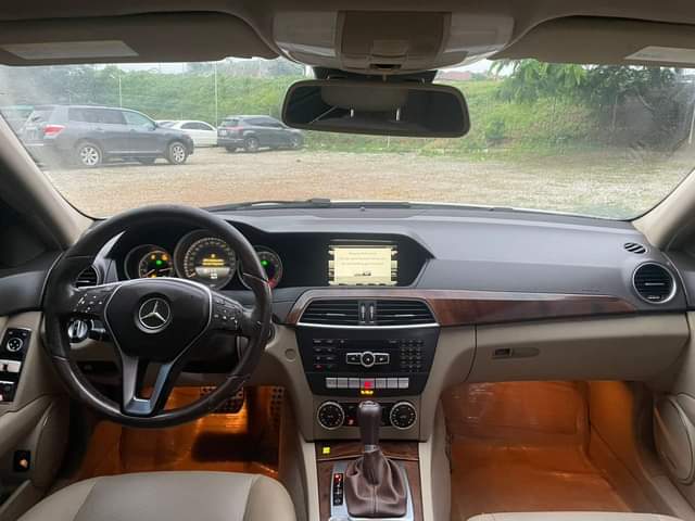 A picture of FOR SALE Super clean Mercedes Benz C350 2014 model with