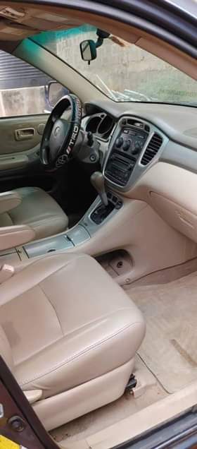 A picture of 2025 Toyota 06 Y