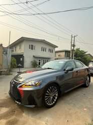 A picture of KINZZYAUTO S 08109018982 6 700 000 Refer and earn Barely