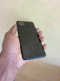 A picture of Google pixel 4XL GB 128 ram 6 bei 300