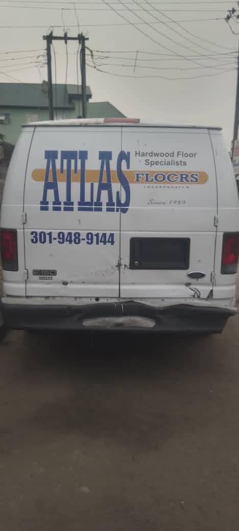 A picture of ford E 150