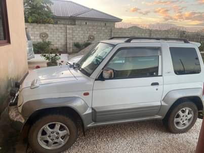 used mitsubishi pajero