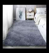 A picture of Fluffy Bedside mats Size 5 6