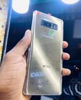 A picture of Samsung note8