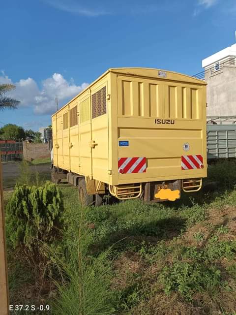isuzu frr