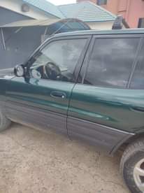 A picture of Toyota Rav 4