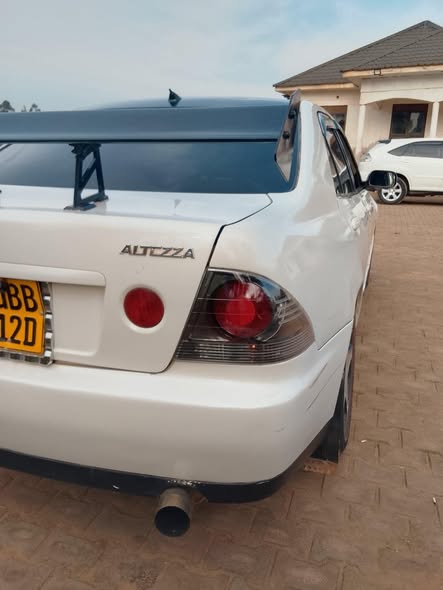A picture of 2007 Toyota alteza