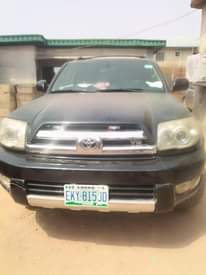 A picture of Toyota 4runner