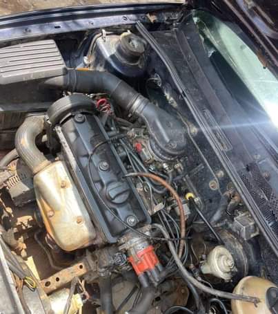 A picture of 2001 Golf 2000 1