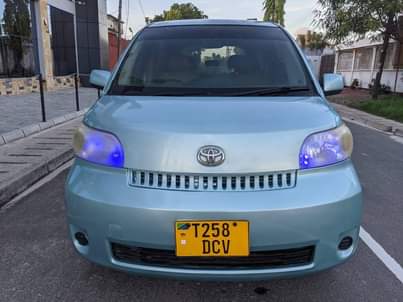 A picture of TOYOTA PORTE