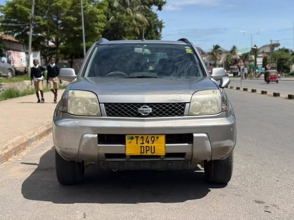 A picture of Nissan xtrail 8 9 million Iko mwanza Automatic petrol 0744989584