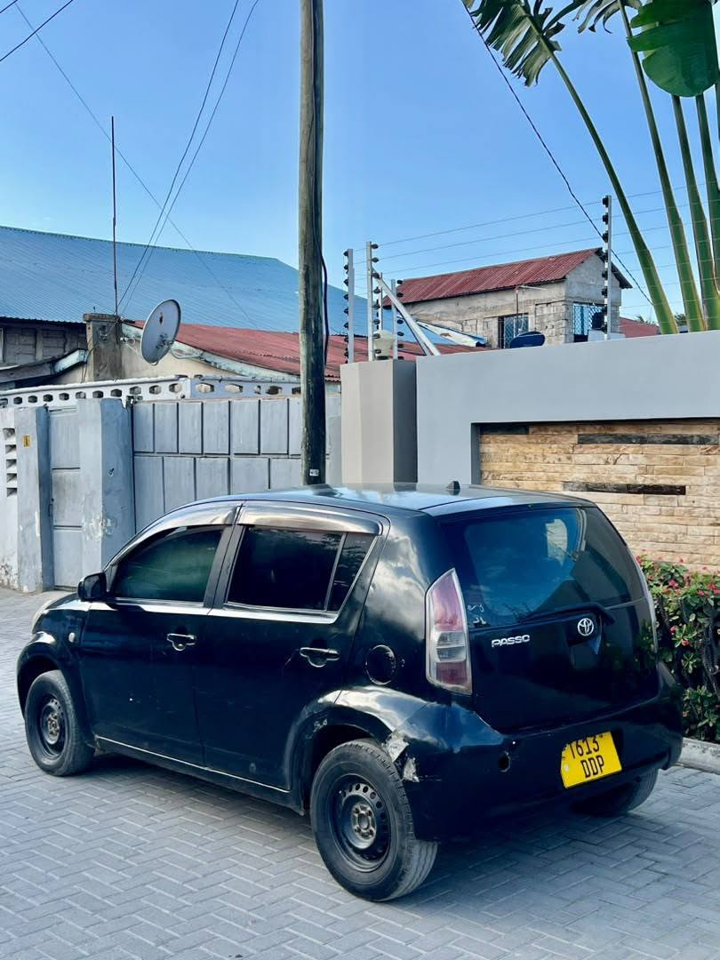 A picture of Toyota Passo 0712188493