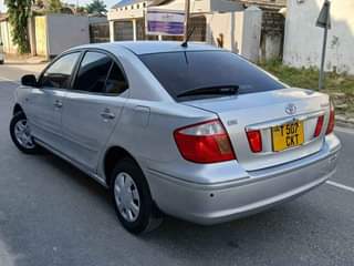 A picture of Toyota Premio new