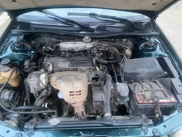 A picture of Toyota Camry 2 2