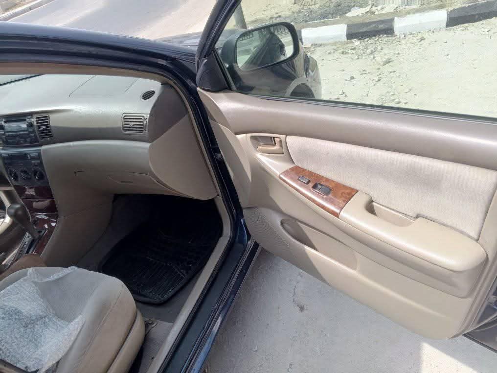 A picture of Toyota Corolla 06