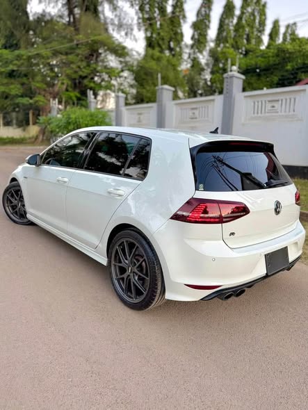 A picture of VOLKSWAGEN GOLF 7R TURBOLADER SWEET CHASSIS NUMBER PRICE 58 000