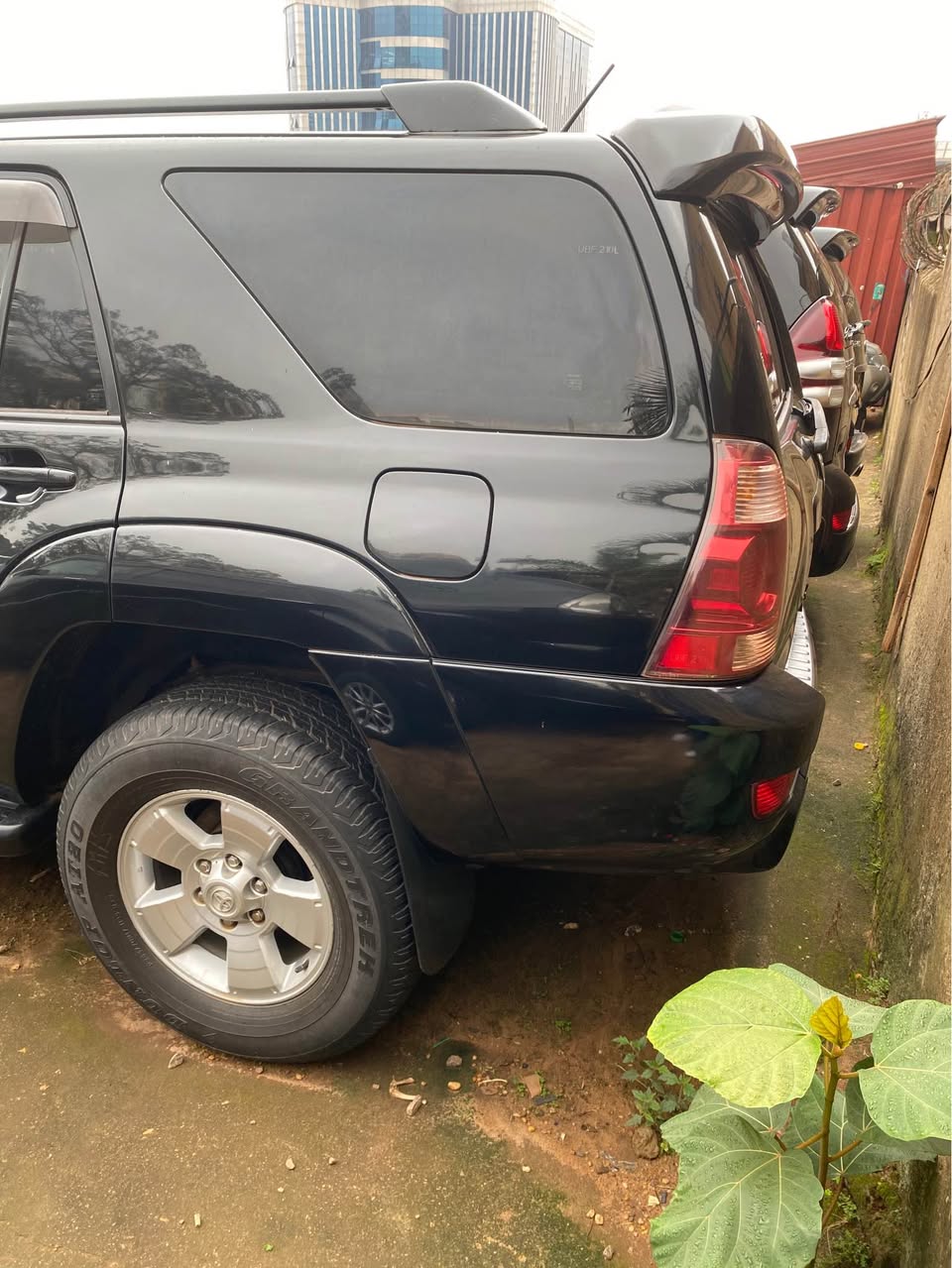 A picture of Toyota Surf Petro Engine For Sale 0704482571 Call WhatsApp