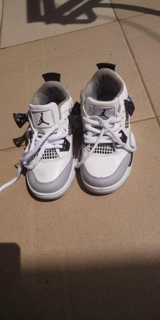 A picture of Kids pair of shoes