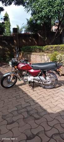 A picture of BAJAJ BOXER