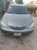 A picture of 2004 Toyota Camry LE