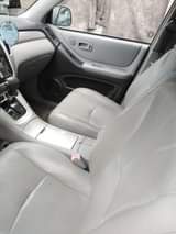 A picture of Highlander 2005 model foreign used
