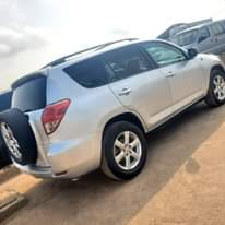 A picture of Car
