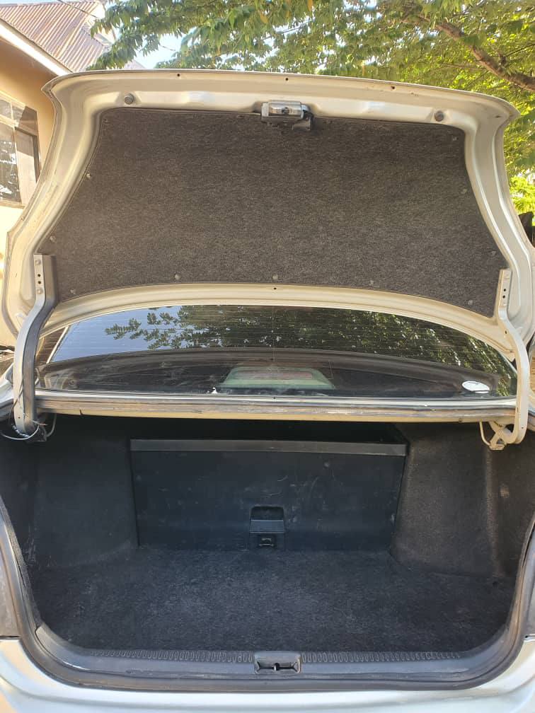 A picture of TOYOTA VERROSA