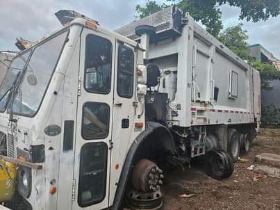 mack trucks
