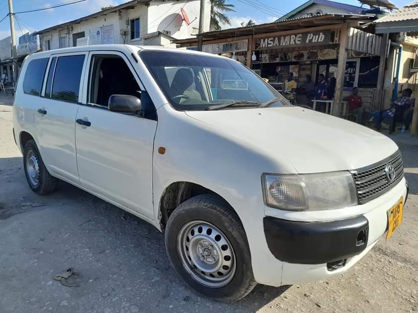 A picture of TOYOTA PROBOX FOR SALE